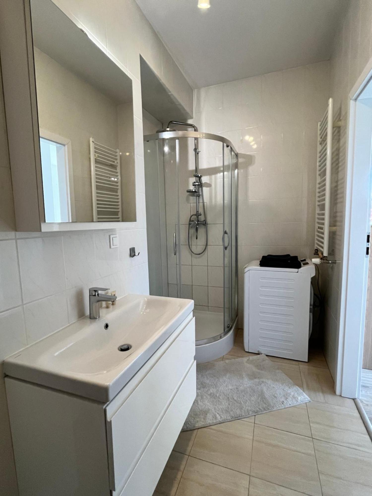 Apartment Wilanow Branickiego 华沙 外观 照片